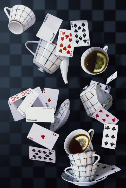 Cards-and-tea.JPG